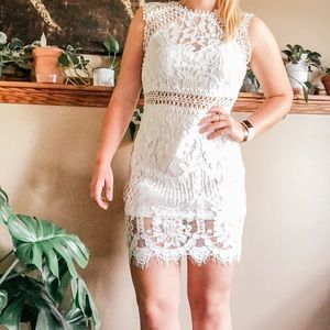 White body con lace dress